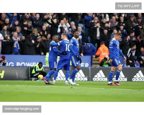 热刺客场轻取蓝狐展现强大实力无懈可击 热刺客场轻取蓝狐展现强大实力无懈可击