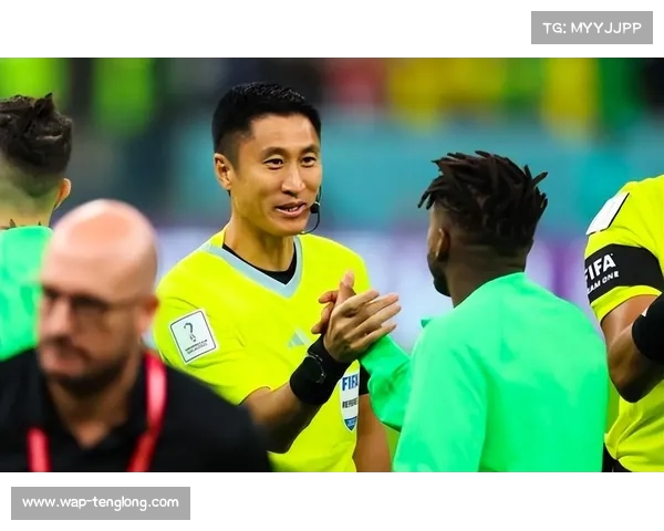 马宁晋升世俱杯裁判引发热议中国裁判首次在国际舞台绽放光彩 马宁晋升世俱杯裁判引发热议中国裁判首次在国际舞台绽放光彩