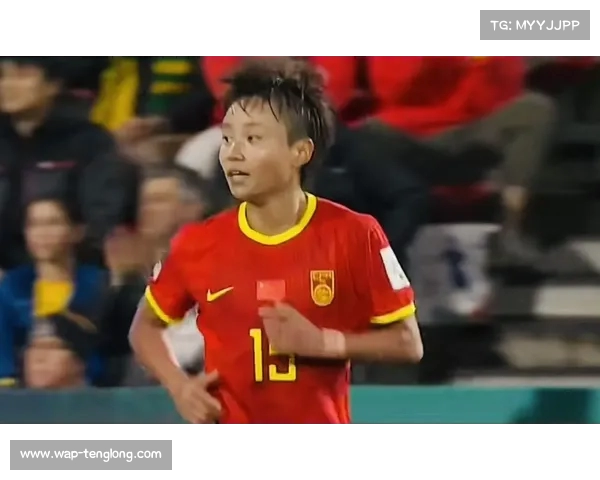 张琳艳荣获2023中国女足金球奖成海外军团骄傲领军人物 张琳艳荣获2023中国女足金球奖成海外军团骄傲领军人物